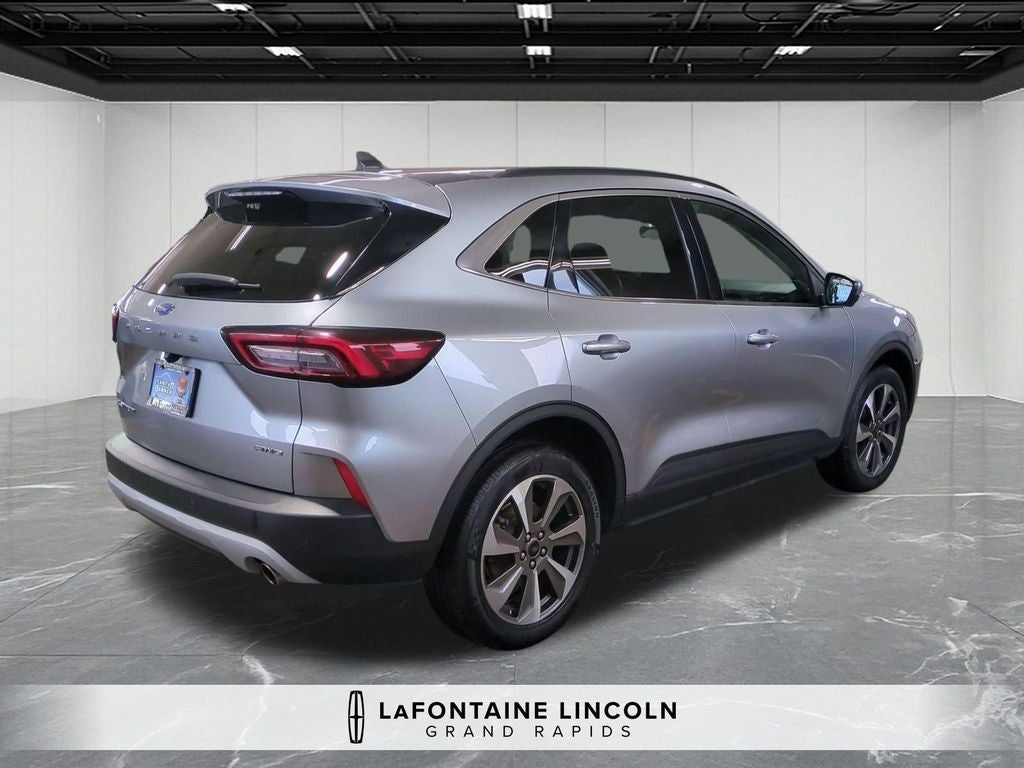 2024 Ford Escape Platinum