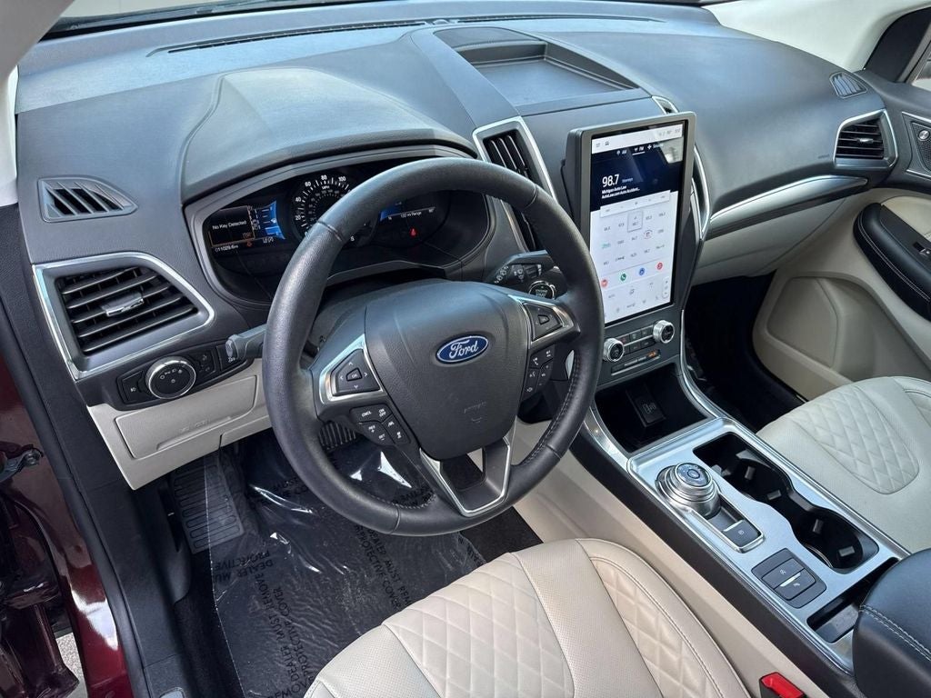2023 Ford Edge Titanium