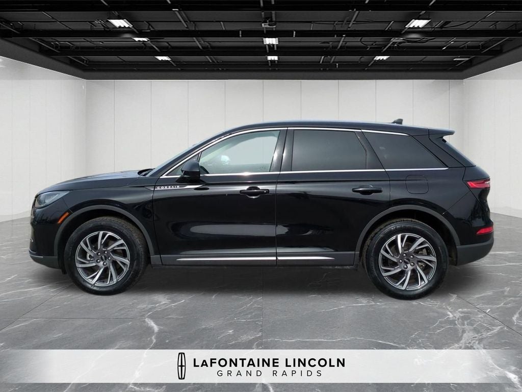 2023 Lincoln Corsair Standard