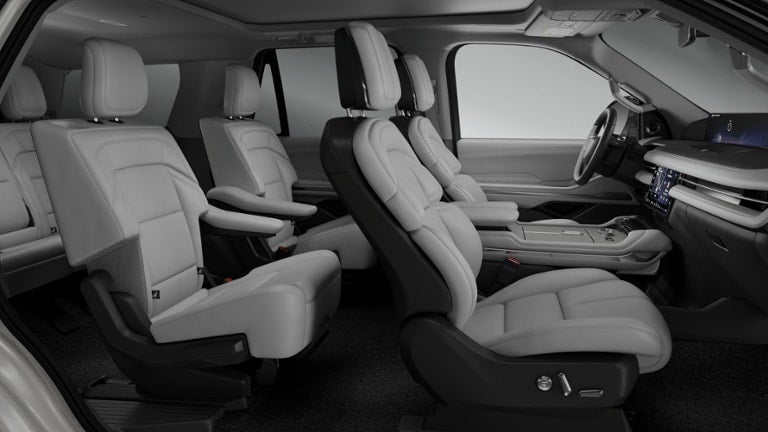 2026 Lincoln Navigator Reserve InTransit