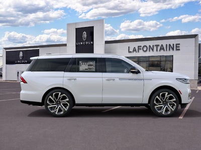 2027 Lincoln Navigator Reserve InTransit
