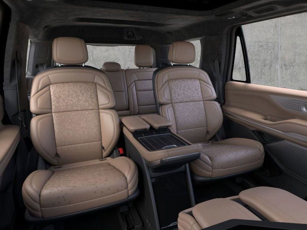 2025 Lincoln Navigator Black Label