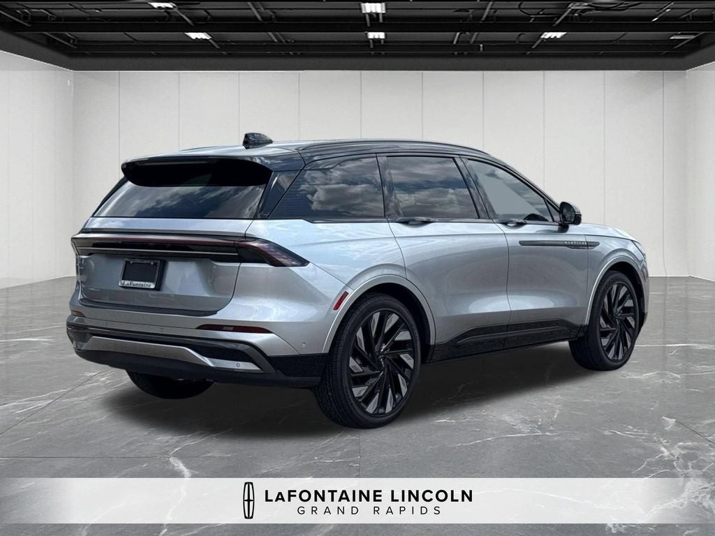 2024 Lincoln Nautilus Reserve