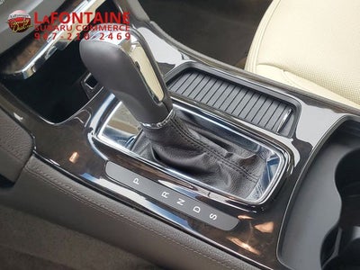 2014 Lincoln MKS Base