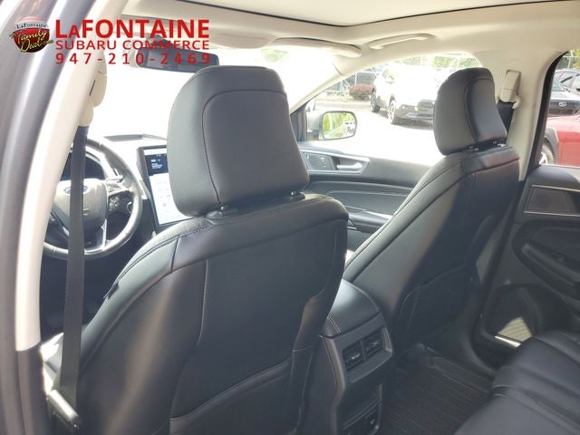 2022 Ford Edge Titanium