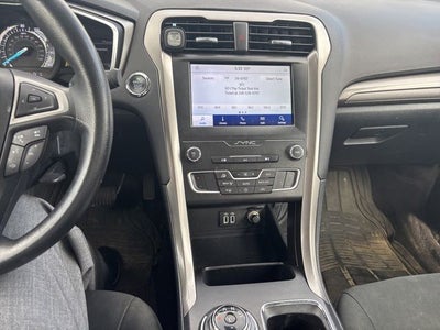 2020 Ford Fusion SE
