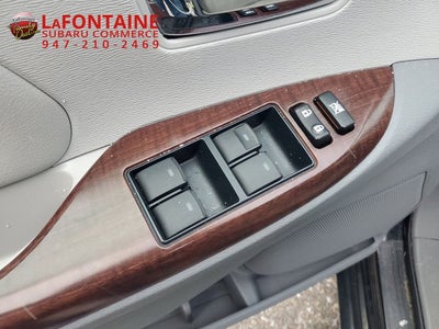 2012 Toyota Sienna XLE 8 Passenger