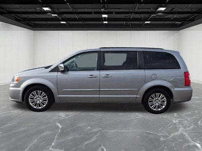 2015 Chrysler Town & Country Touring-L
