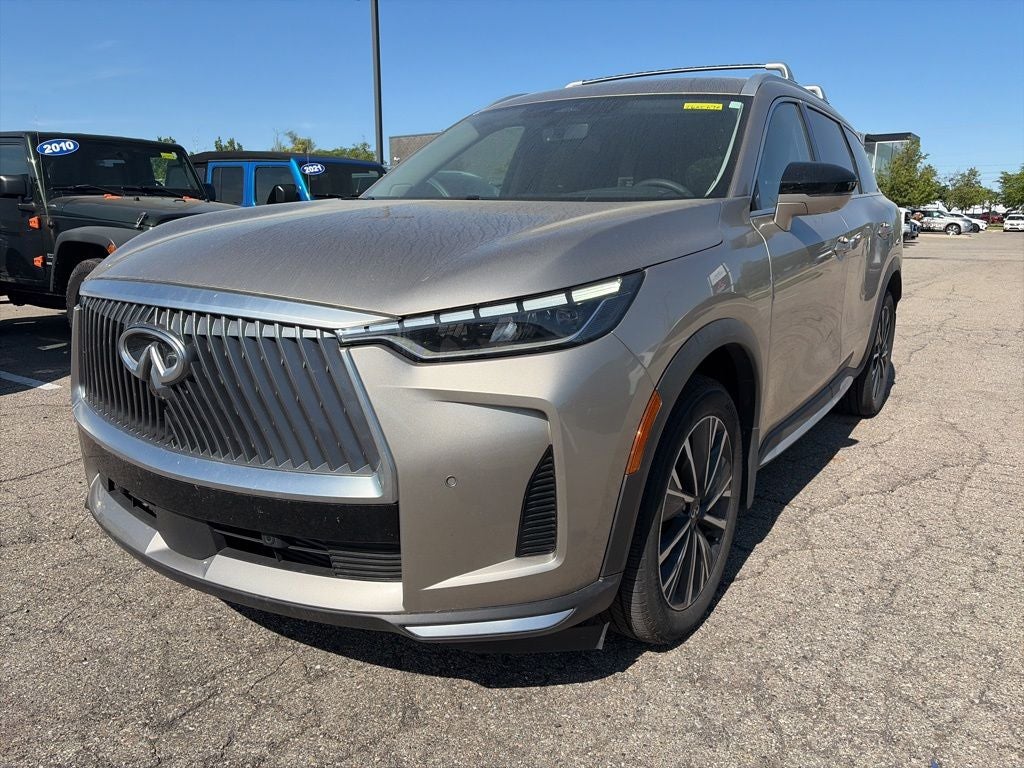 2026 INFINITI QX60 LUXE AWD's photo