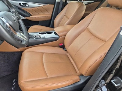 2023 INFINITI Q50 LUXE