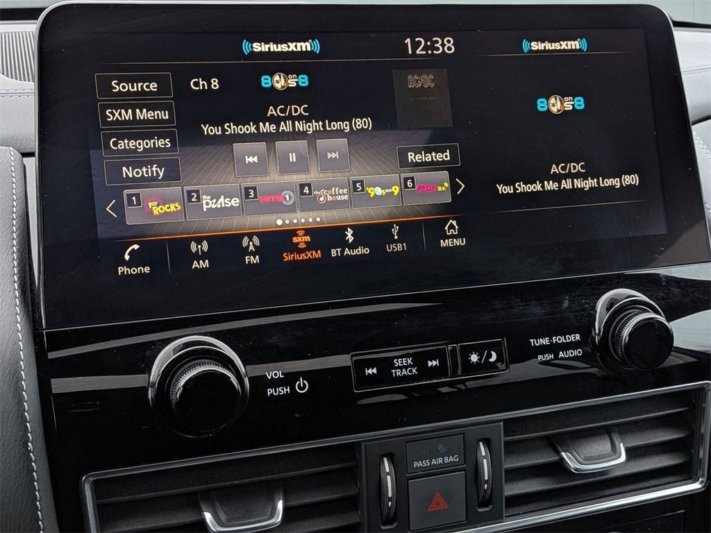 2022 INFINITI QX80 LUXE