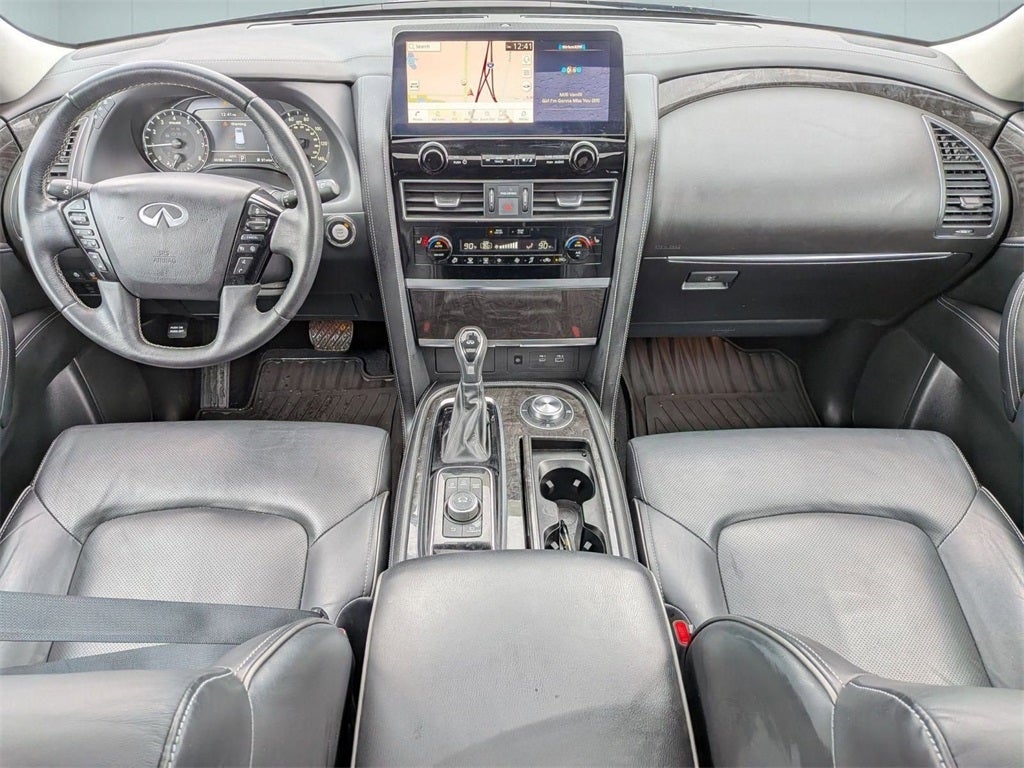 2022 INFINITI QX80 LUXE