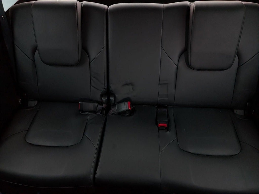 2022 INFINITI QX80 LUXE