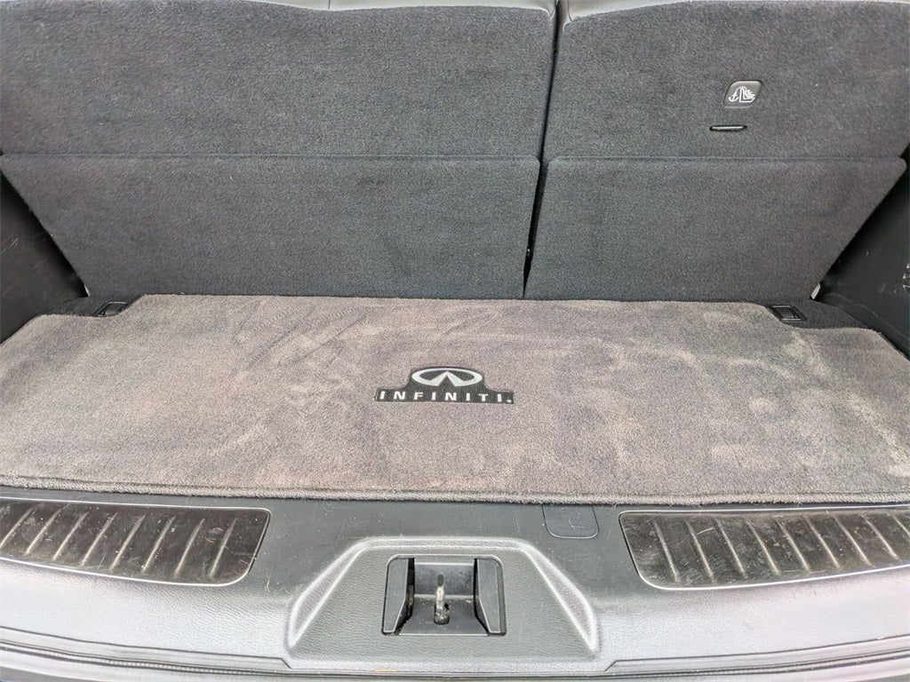 2022 INFINITI QX80 LUXE