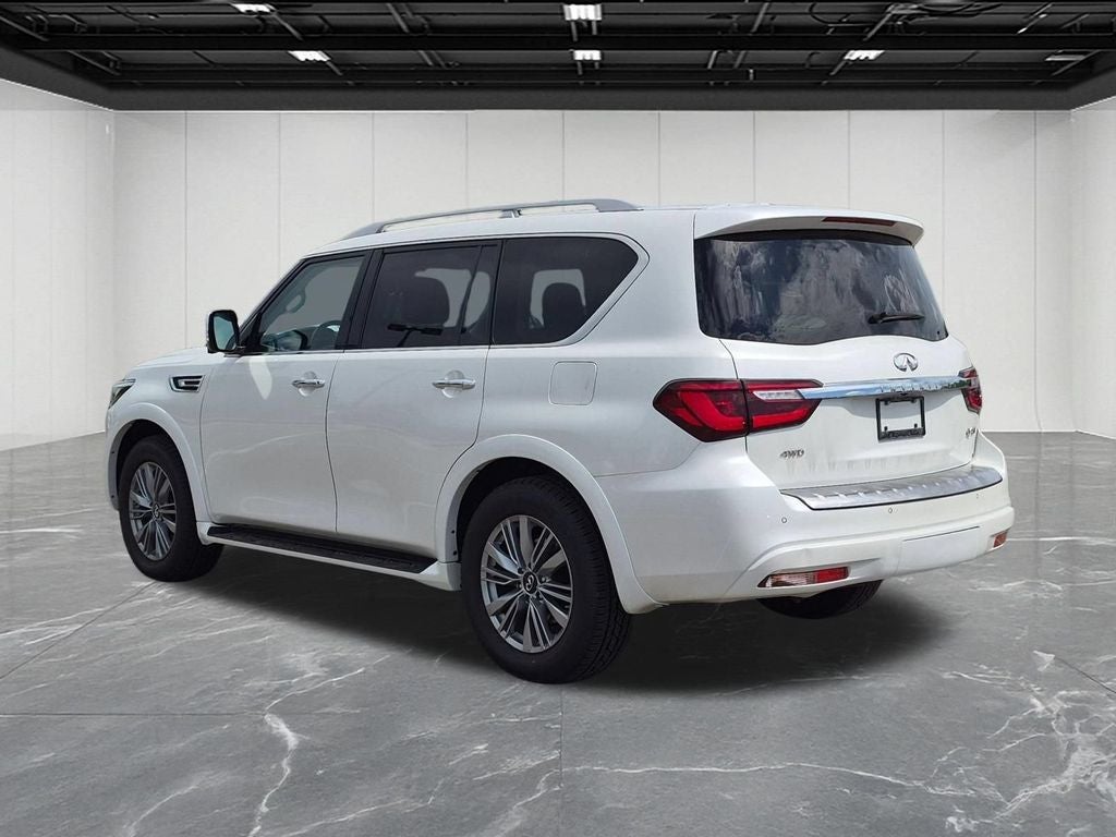 2024 INFINITI QX80 LUXE