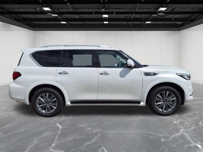 2024 INFINITI QX80 LUXE