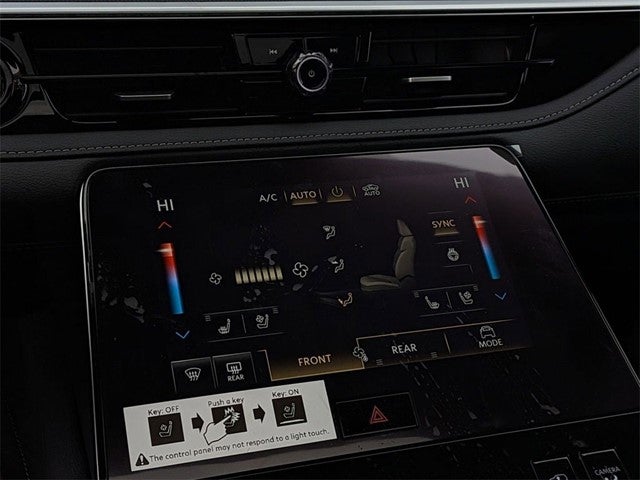 2026 INFINITI QX80 LUXE