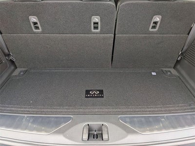 2026 INFINITI QX80 LUXE