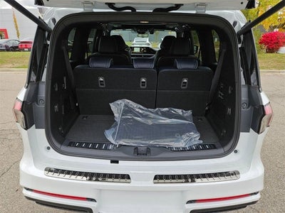 2026 INFINITI QX80 SPORT