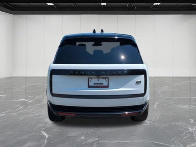 2022 Land Rover Range Rover SE