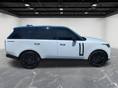 2022 Land Rover Range Rover SE