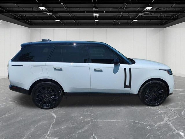 2022 Land Rover Range Rover SE