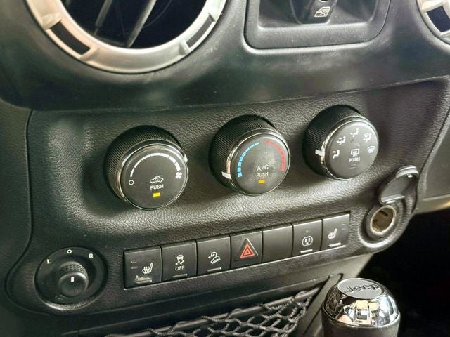 2017 Jeep Wrangler Unlimited Sahara 4x4