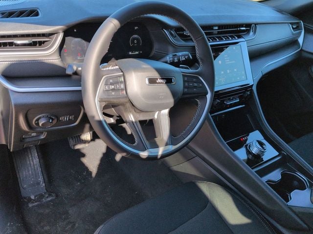 2026 Jeep Grand Cherokee GRAND CHEROKEE LAREDO 4X4