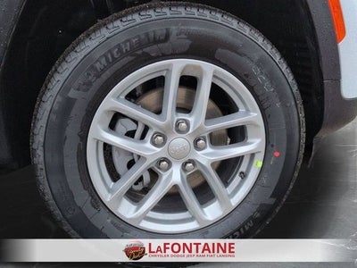 2026 Jeep Grand Cherokee GRAND CHEROKEE LAREDO X 4X4