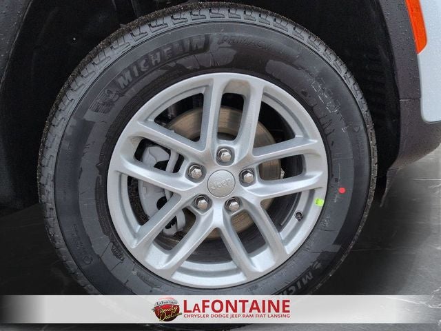 2026 Jeep Grand Cherokee GRAND CHEROKEE LAREDO X 4X4