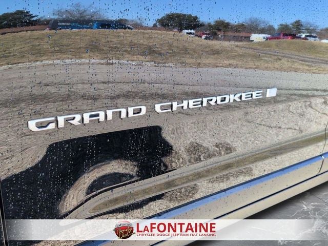 2026 Jeep Grand Cherokee GRAND CHEROKEE LAREDO X 4X4