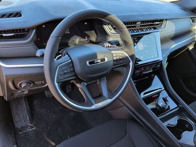 2026 Jeep Grand Cherokee GRAND CHEROKEE LAREDO X 4X4