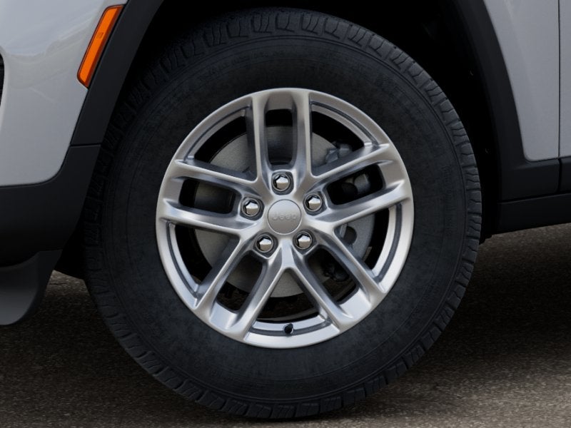 2026 Jeep Grand Cherokee GRAND CHEROKEE LAREDO X 4X4