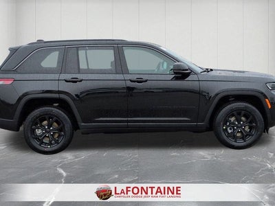 2026 Jeep Grand Cherokee GRAND CHEROKEE LAREDO ALTITUDE 4X4