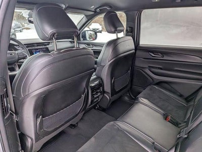 2024 Jeep Grand Cherokee L Altitude 4x4