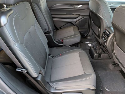 2025 Jeep Grand Cherokee L GRAND CHEROKEE L LAREDO X 4X4