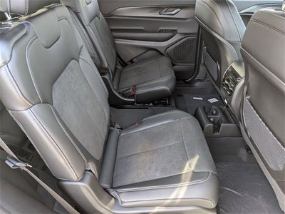 2025 Jeep Grand Cherokee L GRAND CHEROKEE L ALTITUDE X 4X4