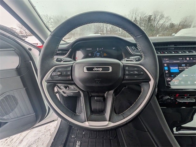 2023 Jeep Grand Cherokee L Laredo 4x4