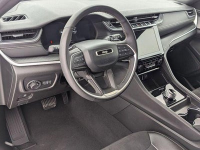 2024 Jeep Grand Cherokee L Altitude 4x4