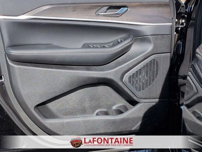 2026 Jeep Grand Cherokee L GRAND CHEROKEE L LAREDO ALTITUDE 4X4