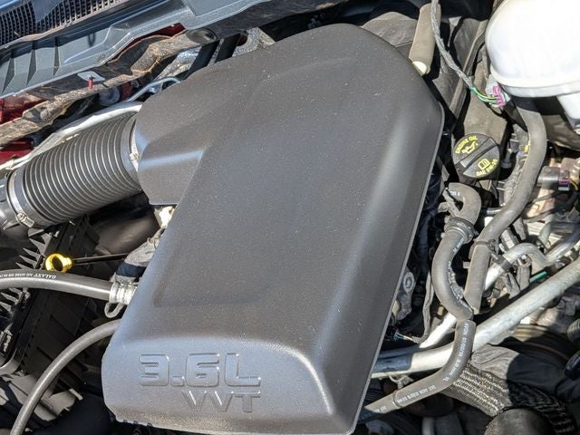 2019 RAM 1500 Classic Express Quad Cab 4x4 6'4' Box