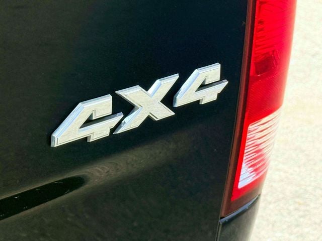 2018 RAM 1500 Big Horn Quad Cab 4x4 6'4' Box