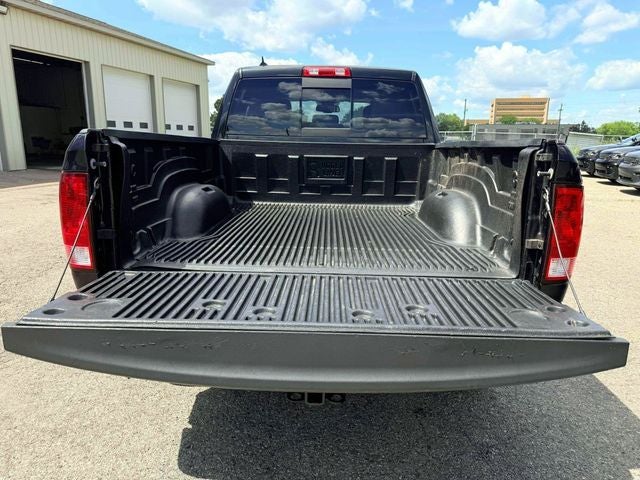 2018 RAM 1500 Big Horn Quad Cab 4x4 6'4' Box