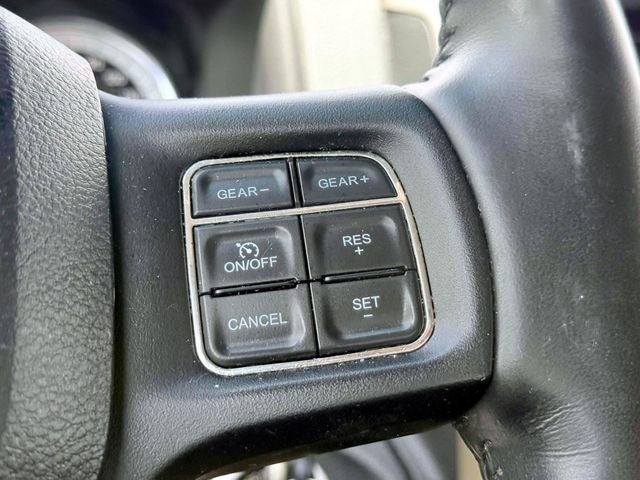 2018 RAM 1500 Big Horn Quad Cab 4x4 6'4' Box