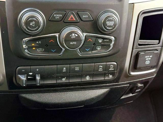 2018 RAM 1500 Big Horn Quad Cab 4x4 6'4' Box