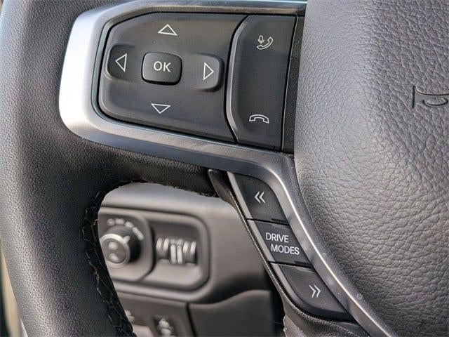 2025 RAM 1500 Big Horn Crew Cab 4x4 5'7' Box