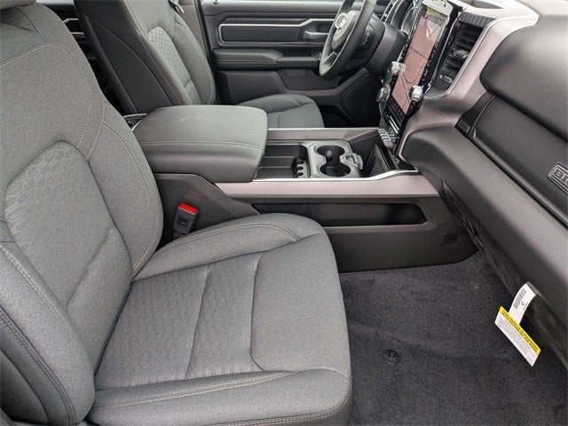 2025 RAM Ram 1500 RAM 1500 BIG HORN CREW CAB 4X4 5'7' BOX