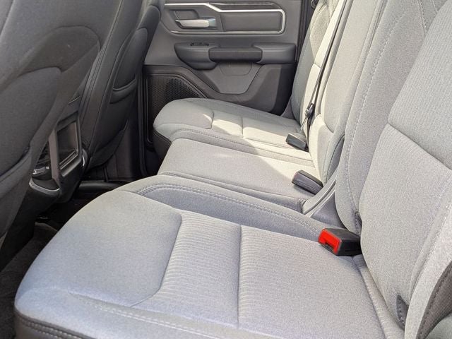 2020 RAM 1500 Big Horn Quad Cab 4x4 6'4' Box