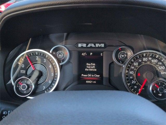 2024 RAM 1500 Big Horn Crew Cab 4x4 5'7' Box