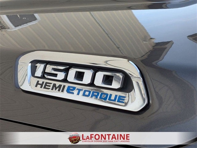 2024 RAM 1500 Laramie Crew Cab 4x4 5'7' Box